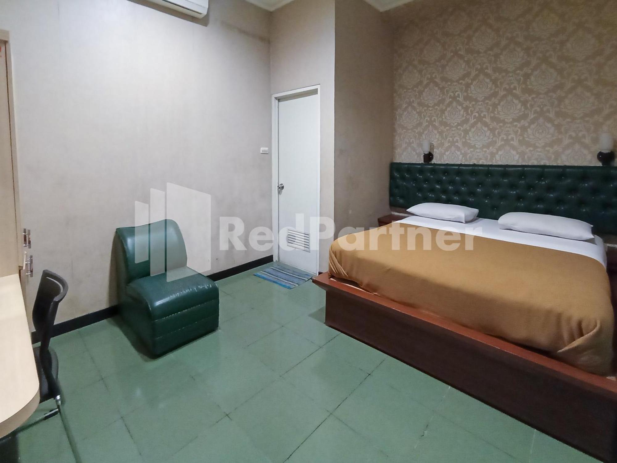 Nillo Hotel Kebumen Mitra Reddoorz Eksteriør bilde