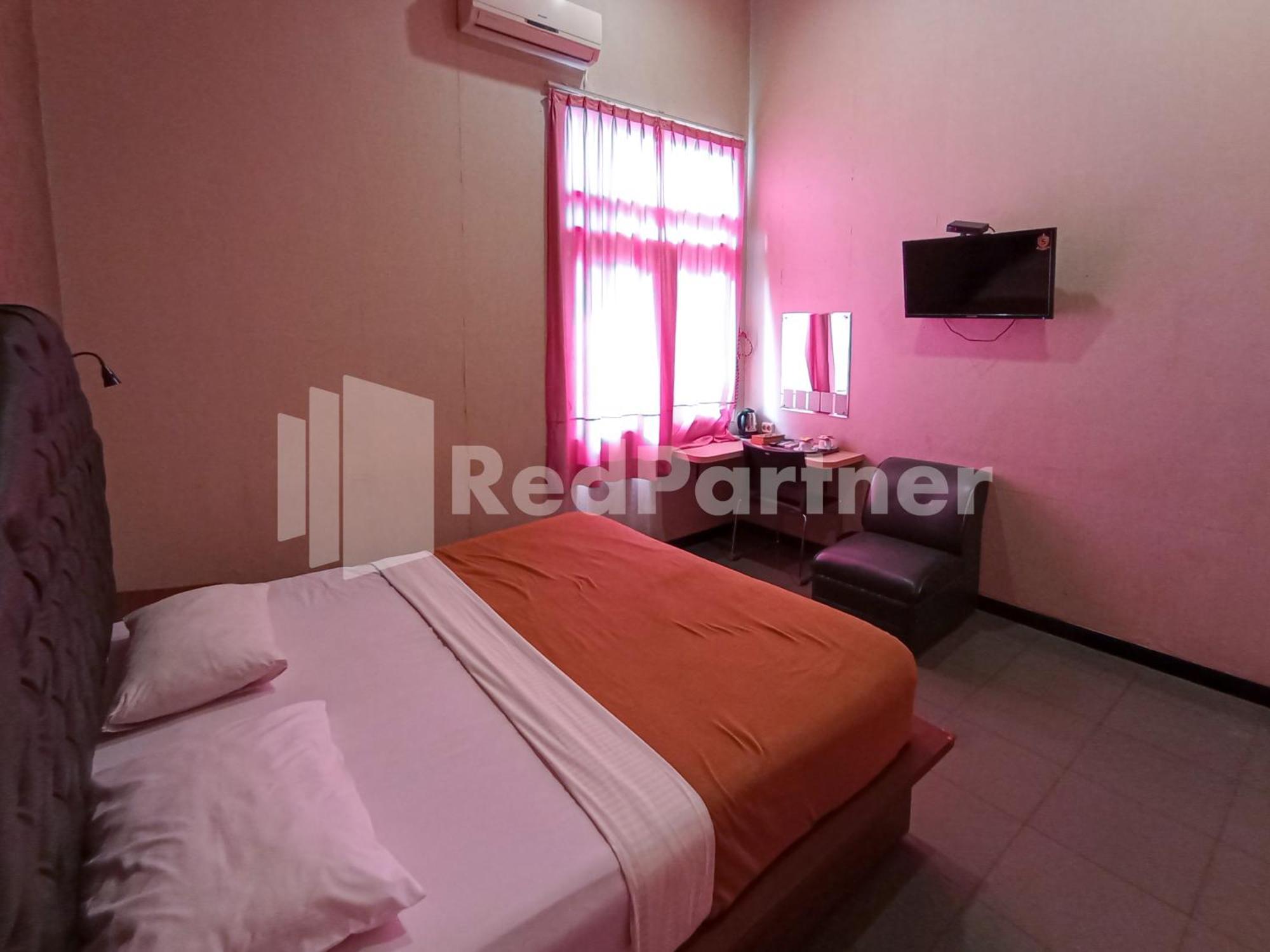 Nillo Hotel Kebumen Mitra Reddoorz Eksteriør bilde