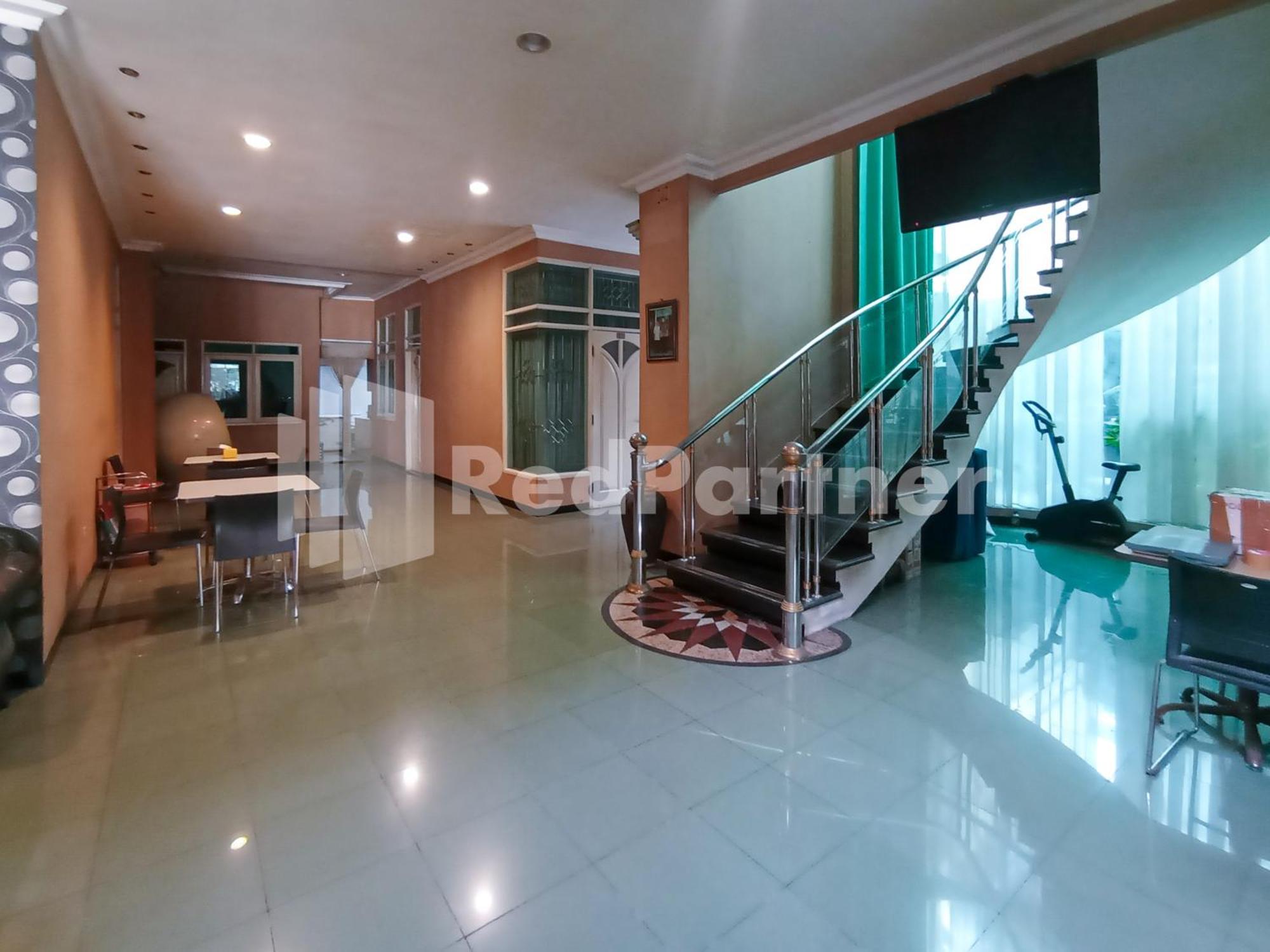 Nillo Hotel Kebumen Mitra Reddoorz Eksteriør bilde