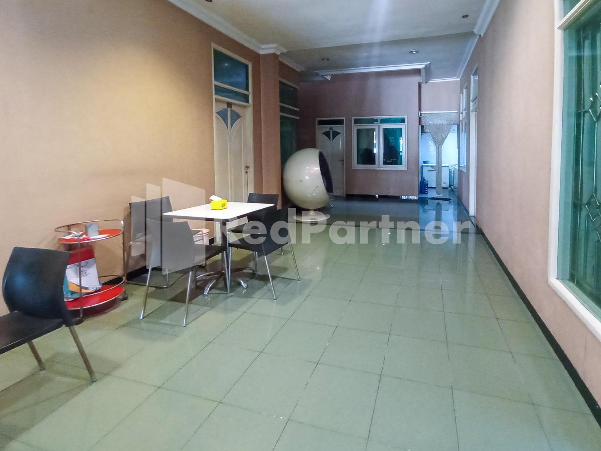 Nillo Hotel Kebumen Mitra Reddoorz Eksteriør bilde